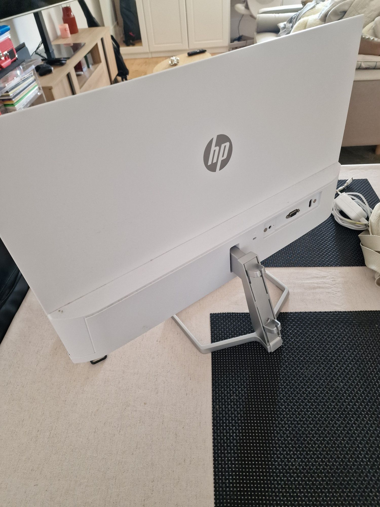 Monitor HP M24fw
