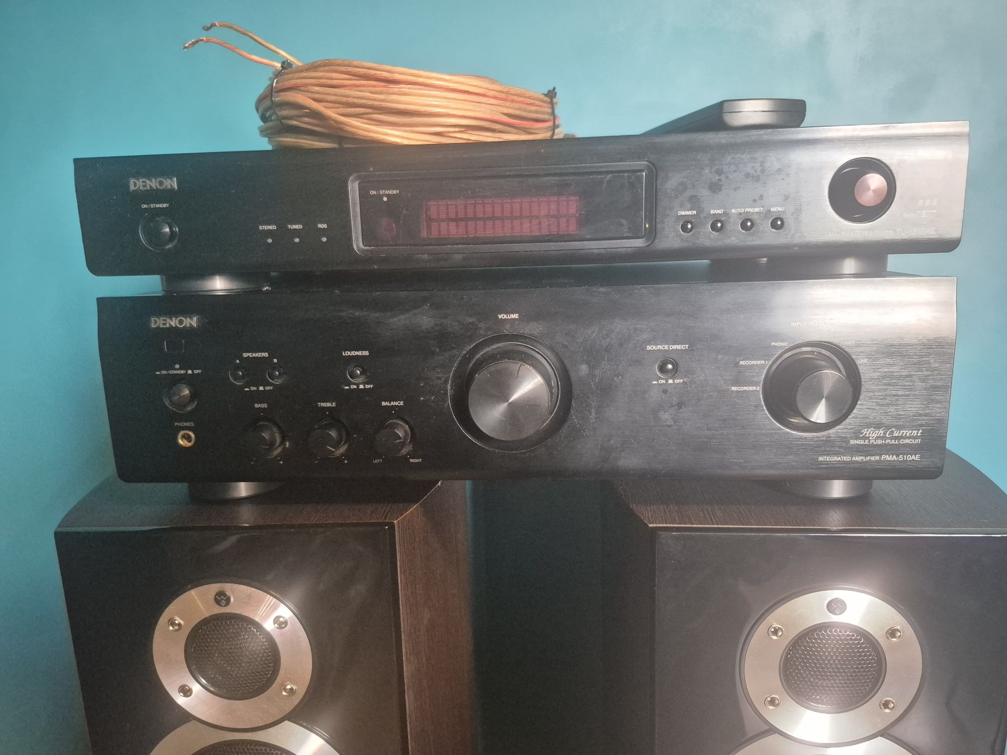 Wharfedale Diamond 10.7 dwie kolumny, radio i amplituner