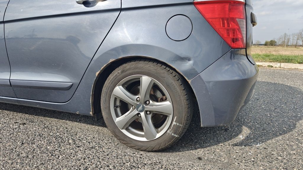 Honda FRV 2005 2.0 150 KM