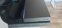 Konsola PlayStation 4