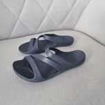 Klapki granatowe Crocs 24cm 37