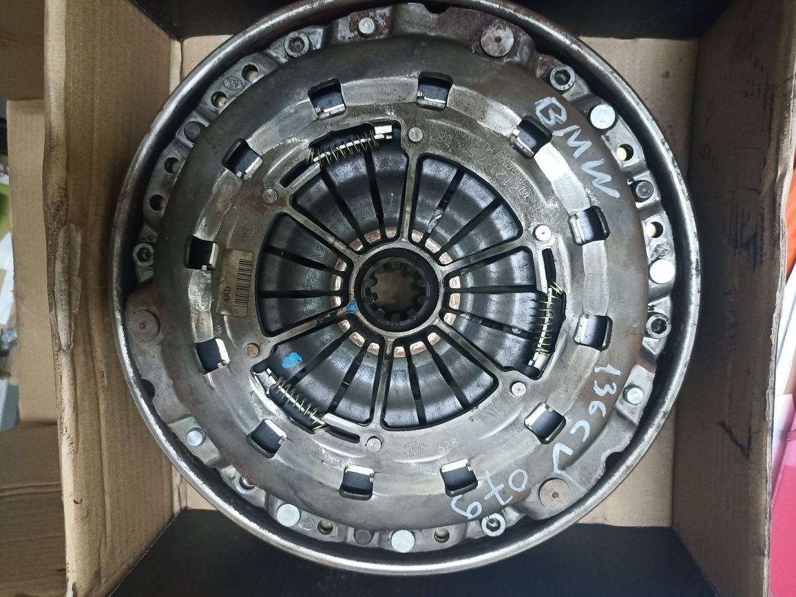 Embraiagem c/ bimassa BMW 136cv 520d 320d