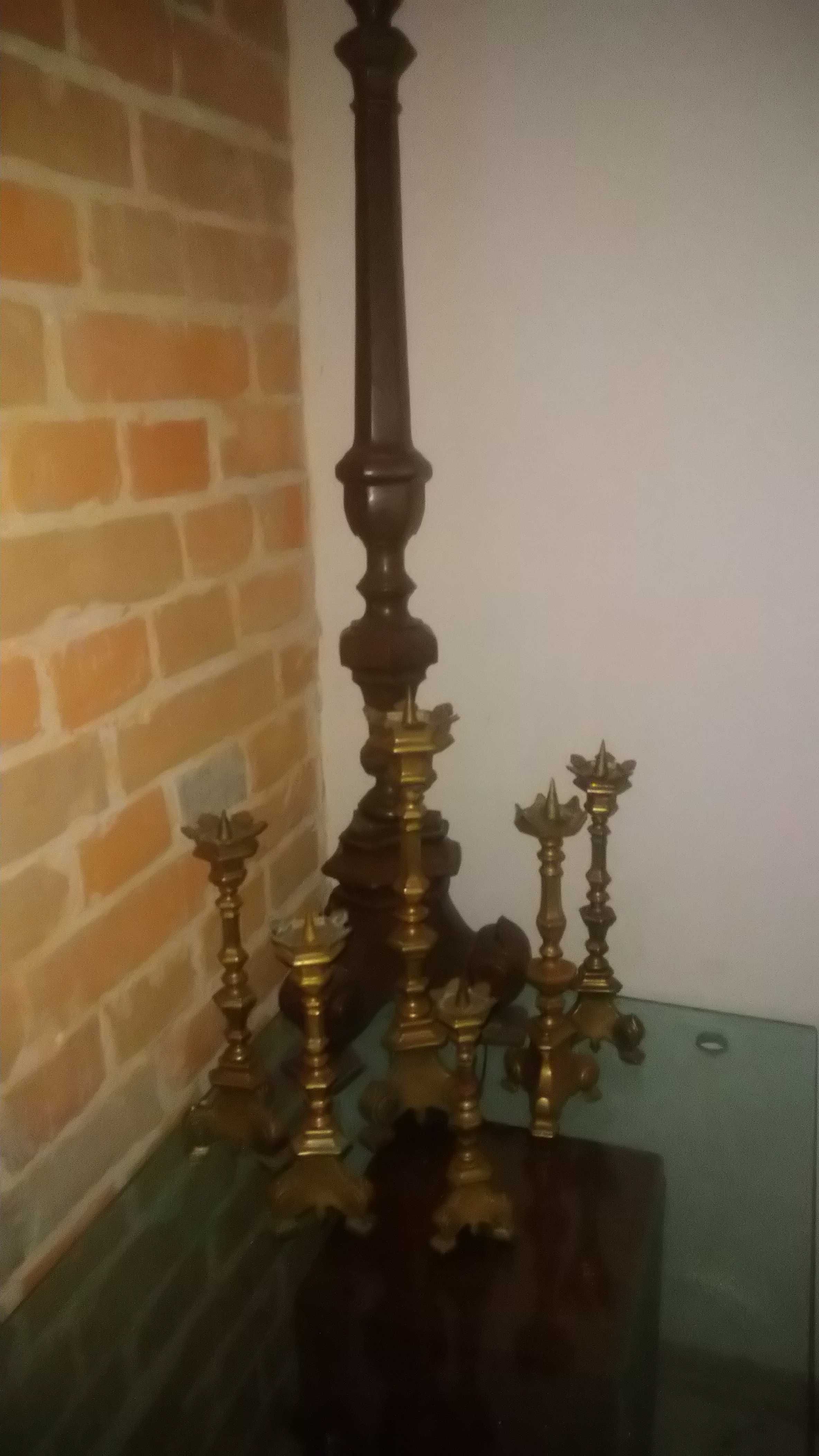 Zestaw świeczników mosiężnych