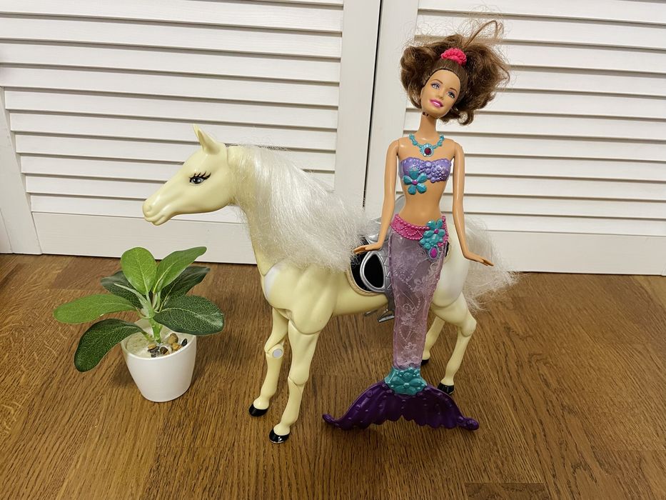 Кінь іграшка Barbie Defa
