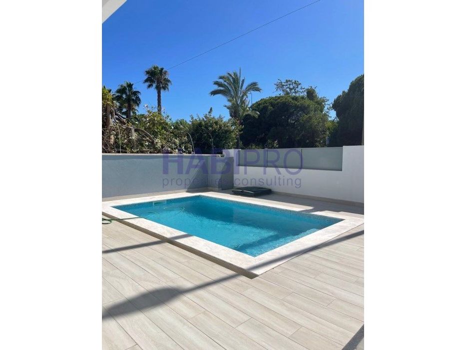 Excelente moradia contemporânea