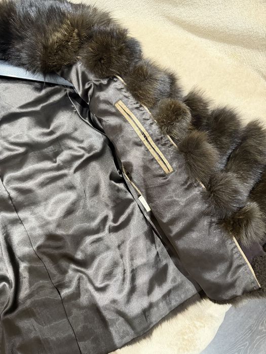 Продам шубу з хутра куниці під соболь