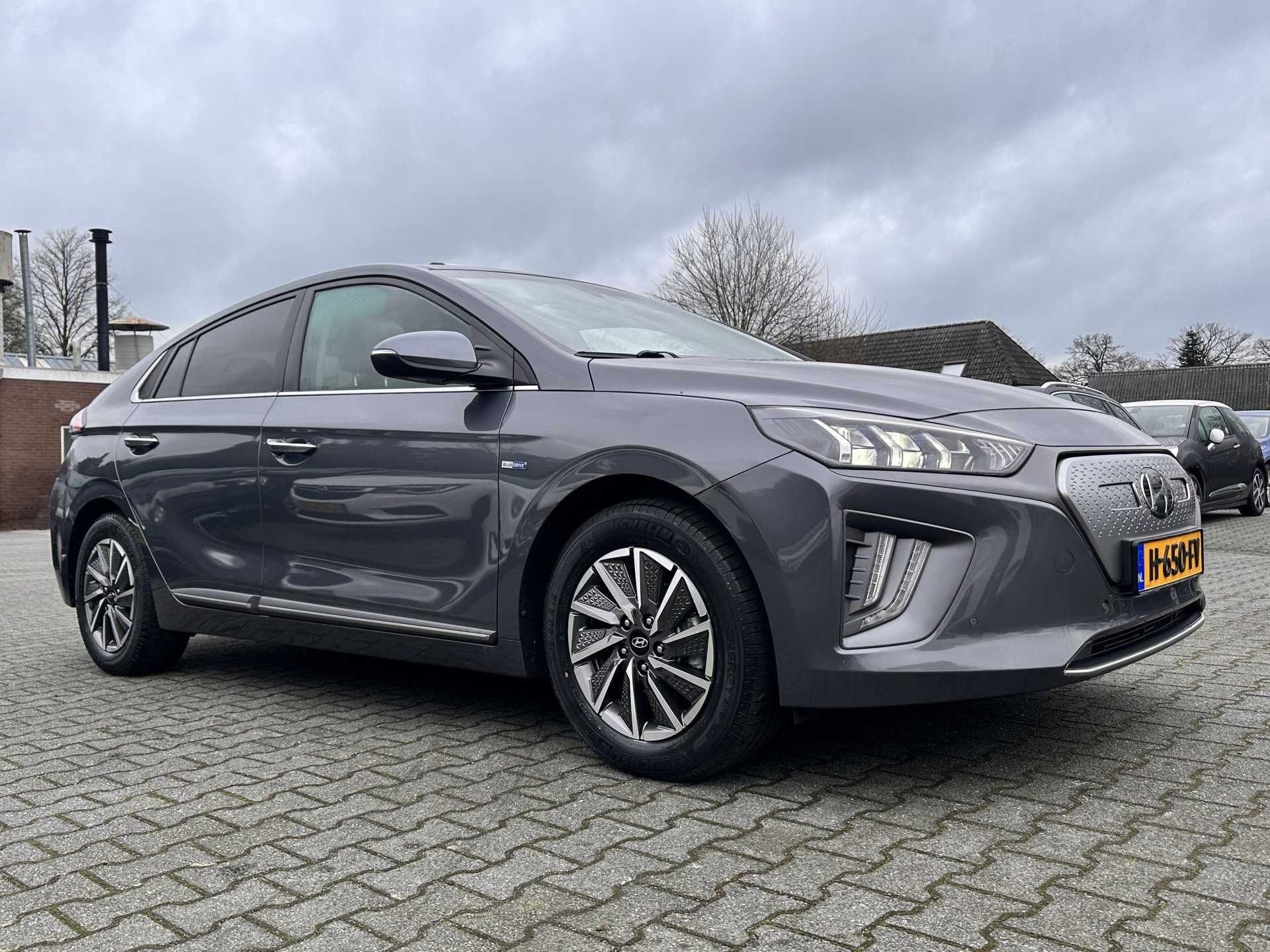 2020 Hyundai Ioniq 38 kWh не битий з Європи