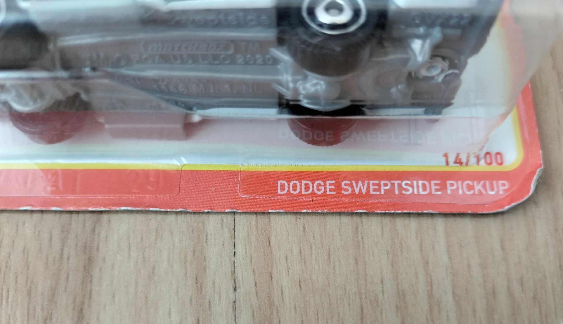 Auto / Samochód / Resorak Matchbox Dodge Sweptside Pickup