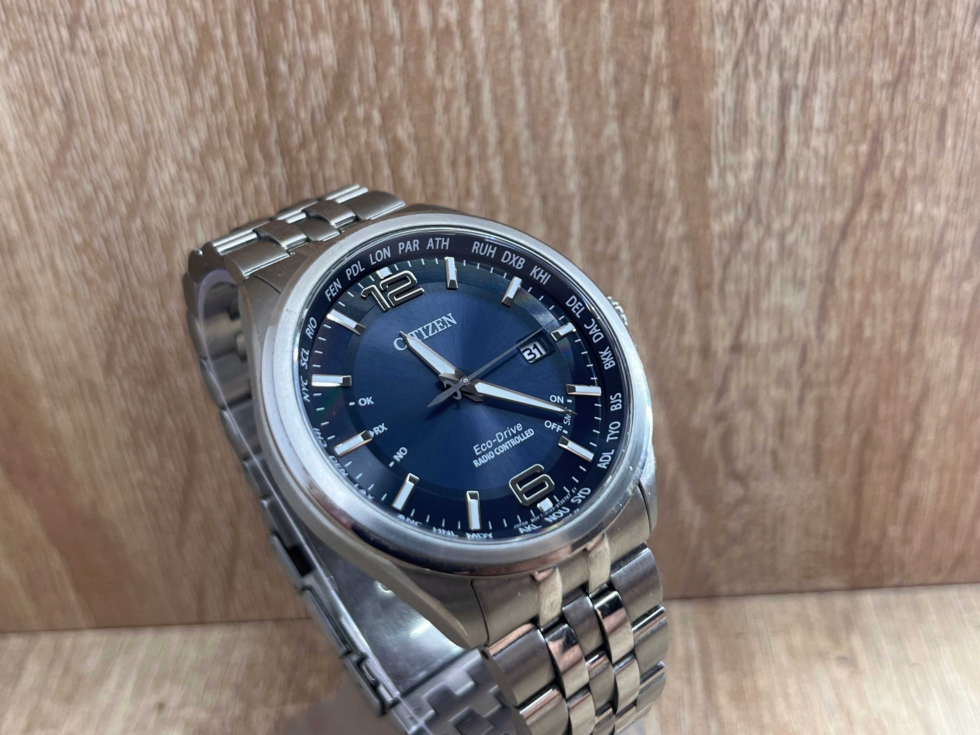 Zegarek męski CITIZEN Eco-Drive CB0010-88L Radio Controlled DCF