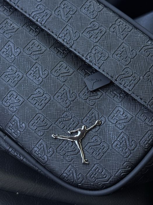 Сумка Nike Jordan Monogram джордан месенджер монограм чоловіча