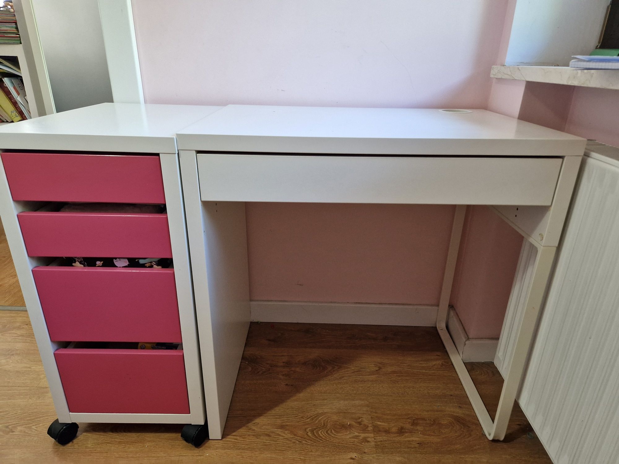 Biurko z szufladami Ikea