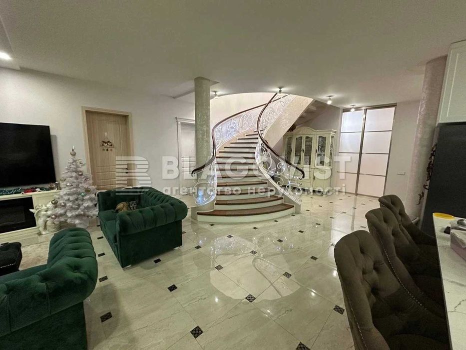 Ворзель Продажа домоволодіння з дорогим якісним ремонтом!