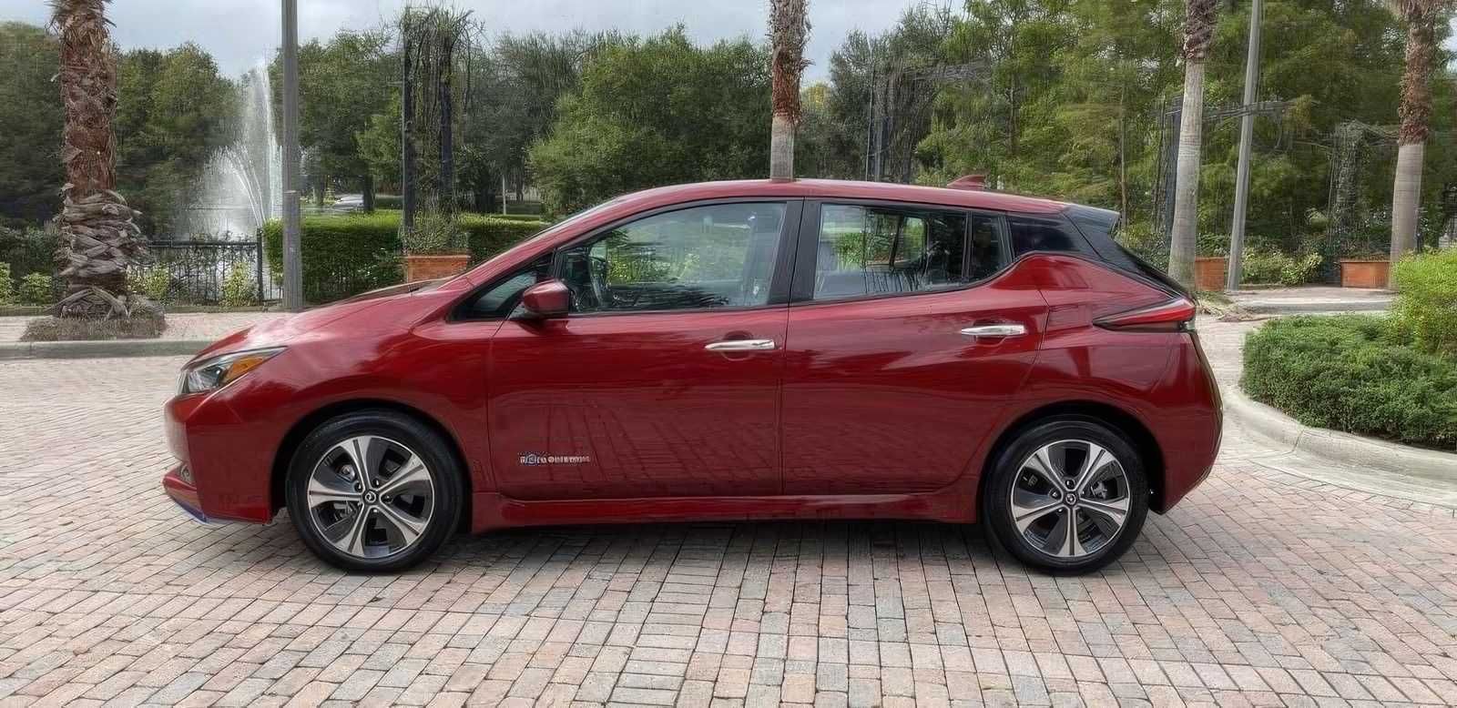 2019   Nissan    LEAF