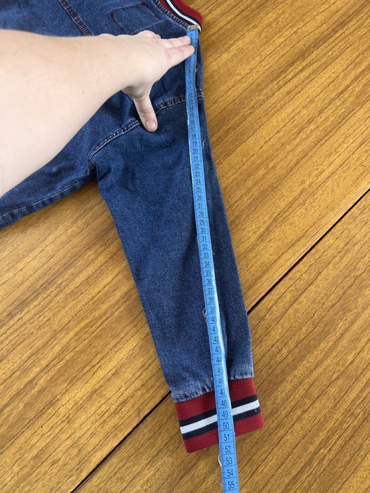 Курточка ветровка