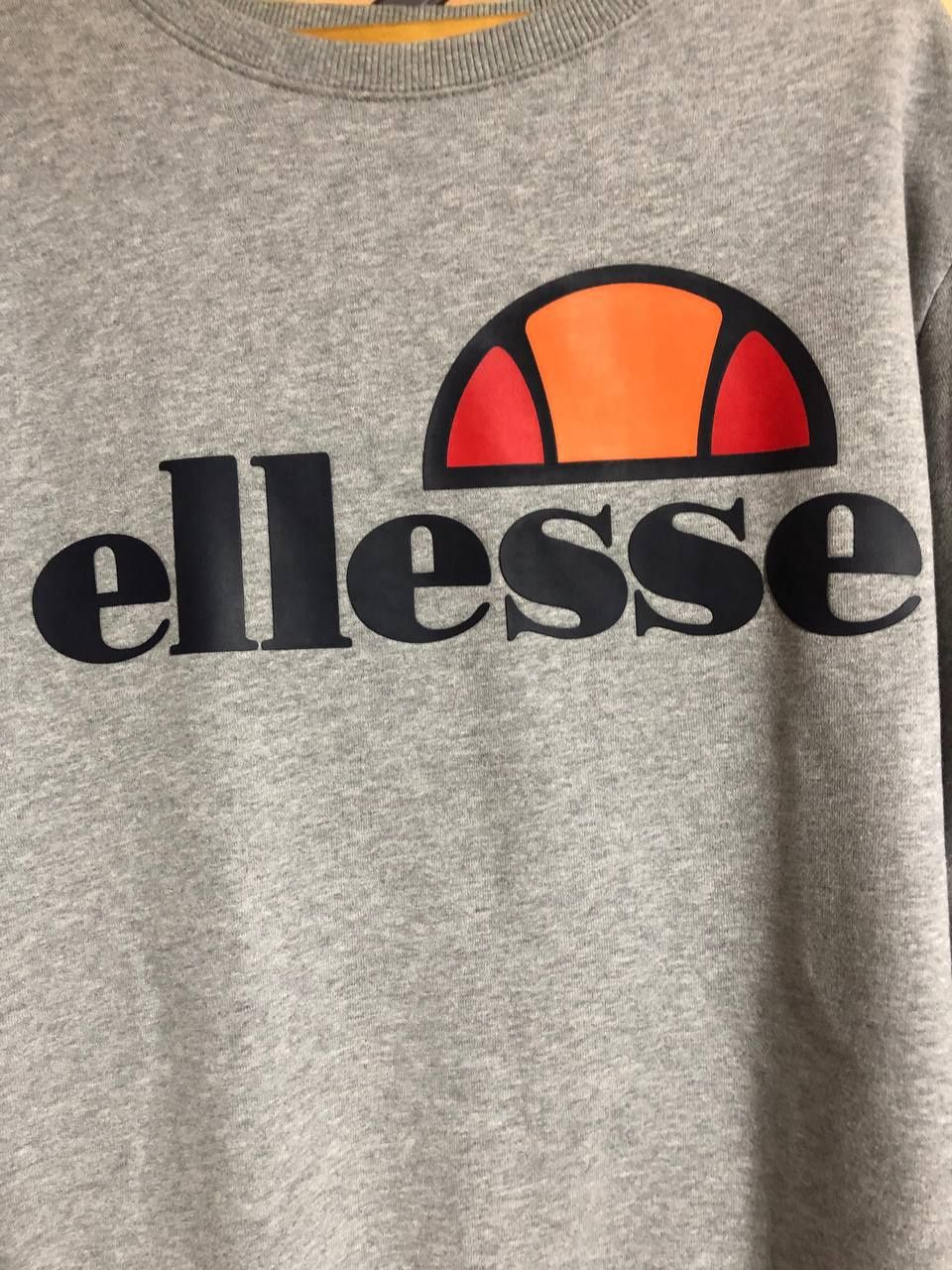 Кофта ellesse .       .