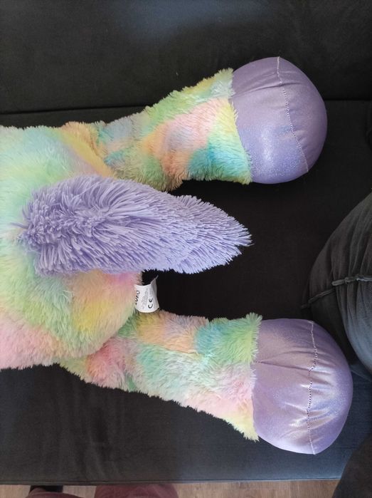 Unicornio gigante de peluche