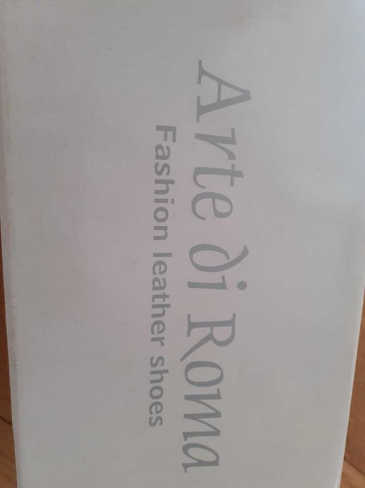 Ślubne buty skórzane firmy Arte Di Roma w rozmiarze 37