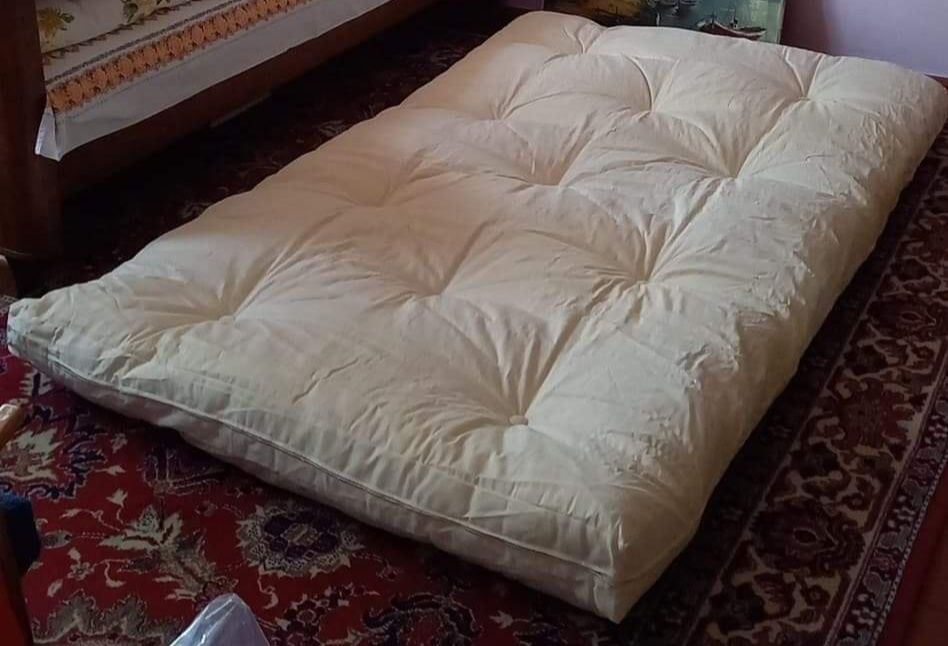 Materac Lateks i Materac bawełniany (futon) GRATIS Stelaż 
GRATIS Stel