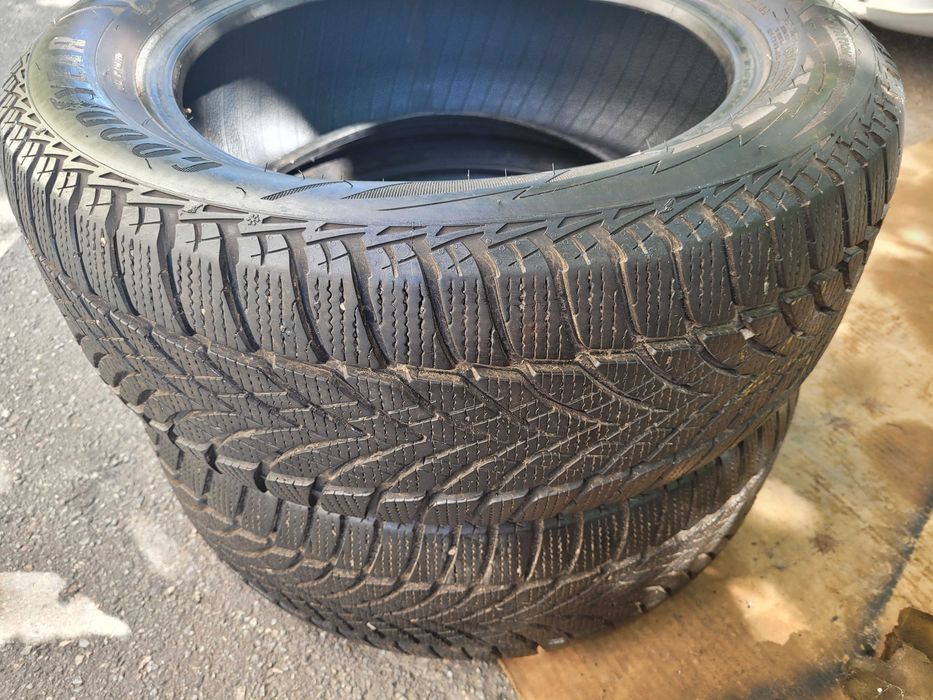 Продам шины GOOD YEAR  ultragrip ice 2 215/55/r16