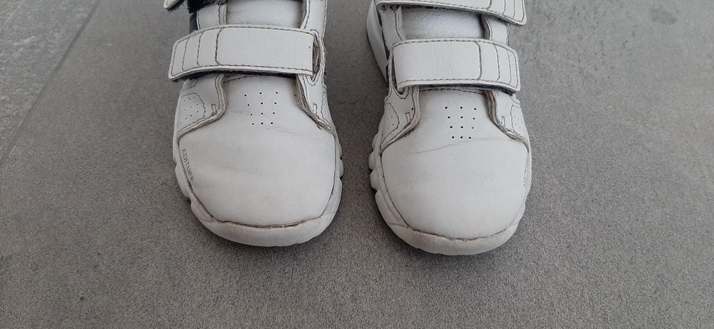 Adidas ADITUFF 28 wkladka 18 cm