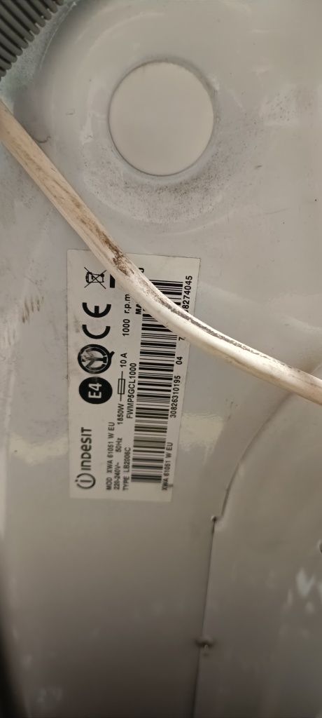 Pralka Indesit Innex 1-6kg sprawna