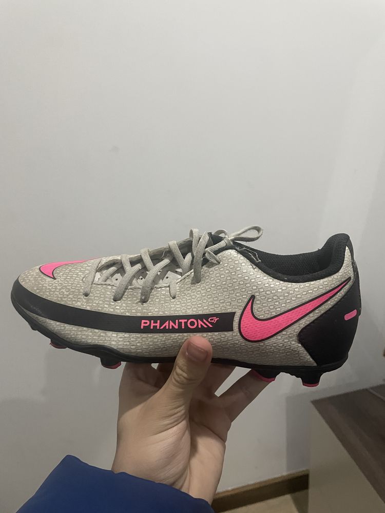 chuteiras nike brancas e rosa