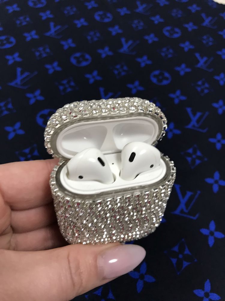 Чохол на AirPods