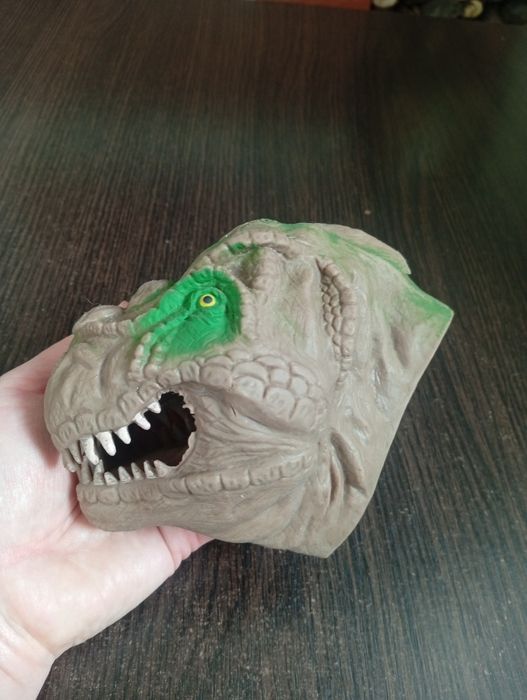 Іграшка динозавр на руку