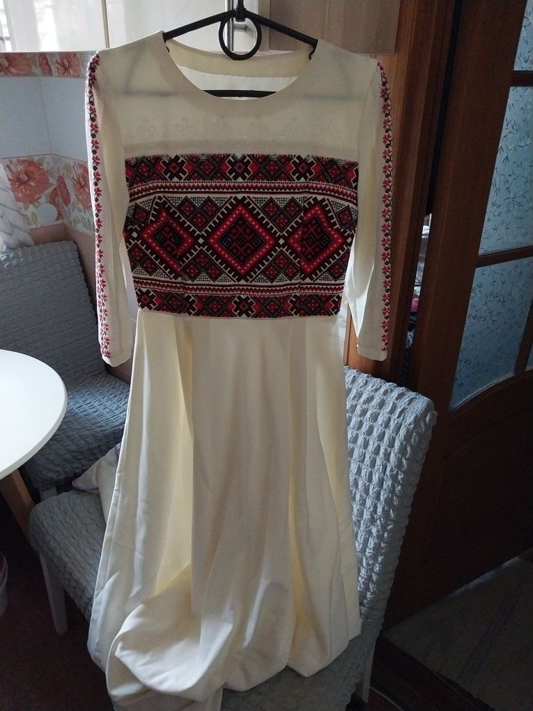 Вишиванка плаття
