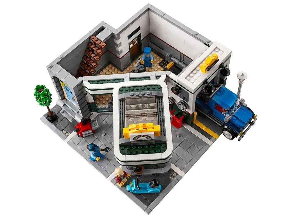 Конструктор 1в1 Lego Creator 10264 - гараж на углу на 2569 деталей