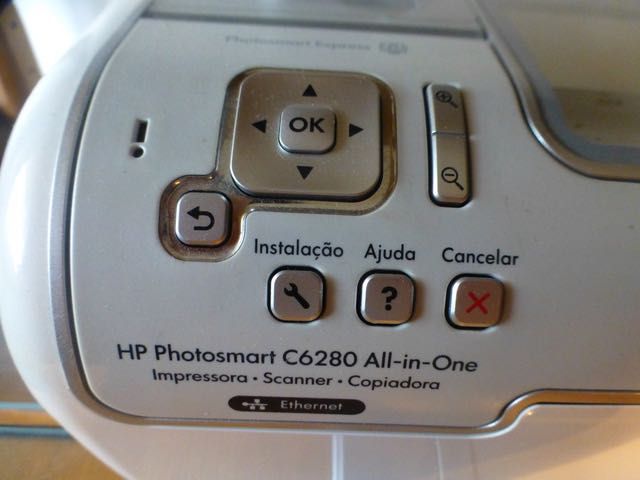 Impressora com digitalizador fotográfico