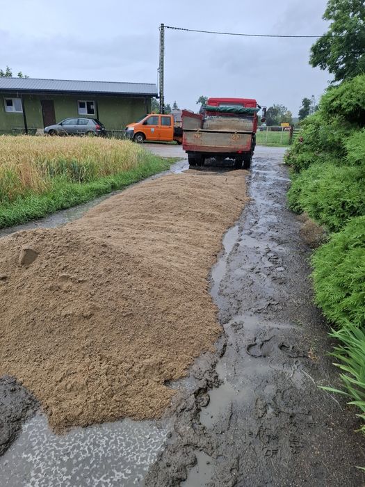 Żwir, Piasek, Kamień, Ziemia!