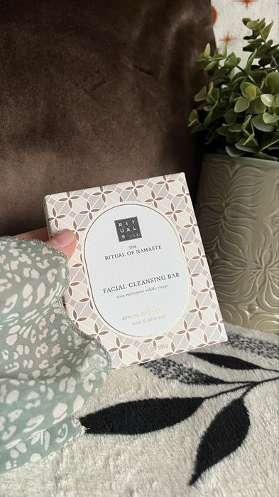 Kostka do mycia twarzy mydło rituals namaste