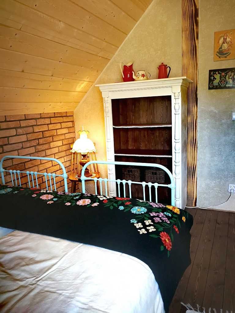 noclegi Bieszczady KAAJówka Ludowe Chaty dom wakacje ferie w gó