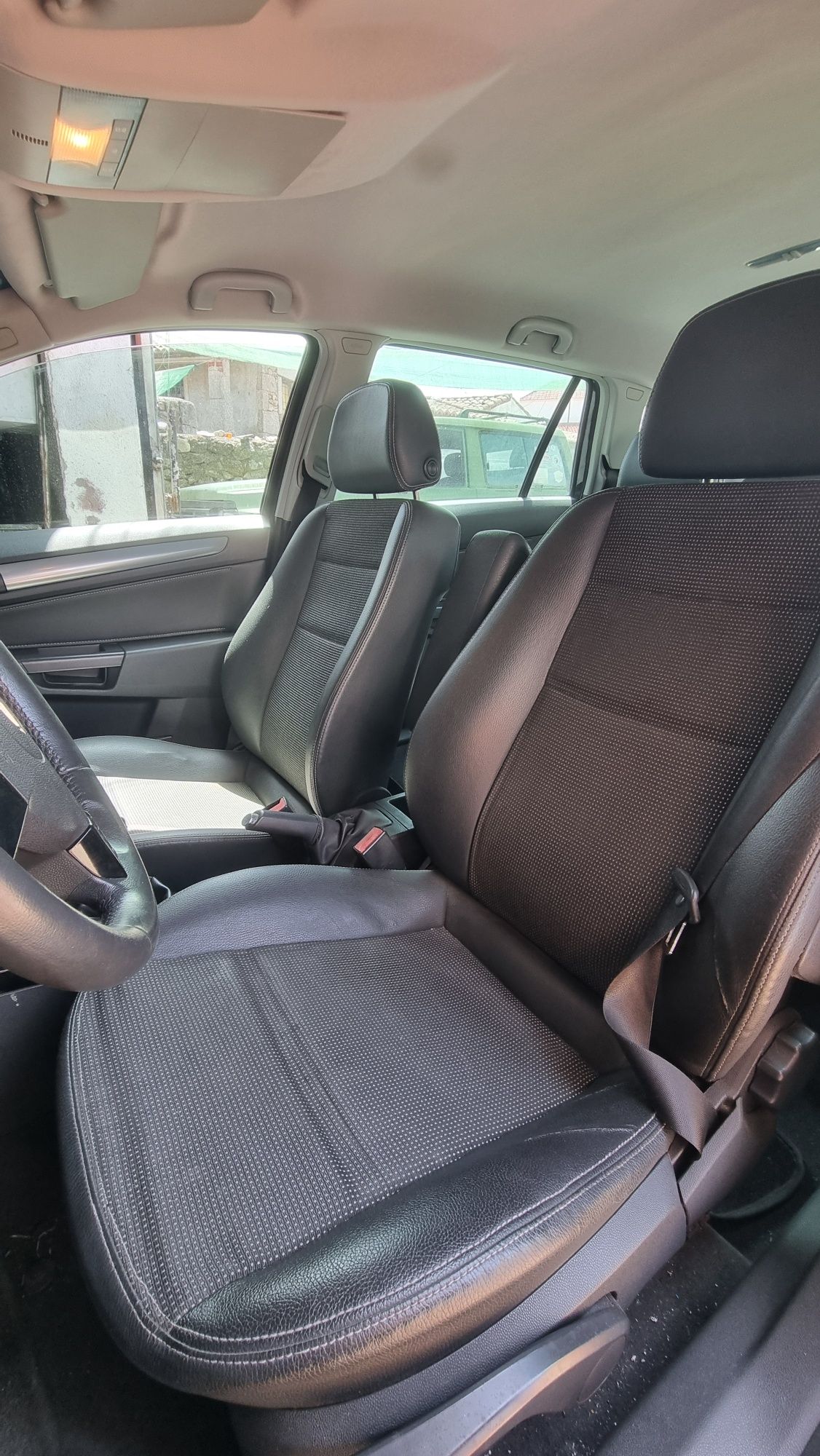 Opel Astra Caravan 1.7 CDTI