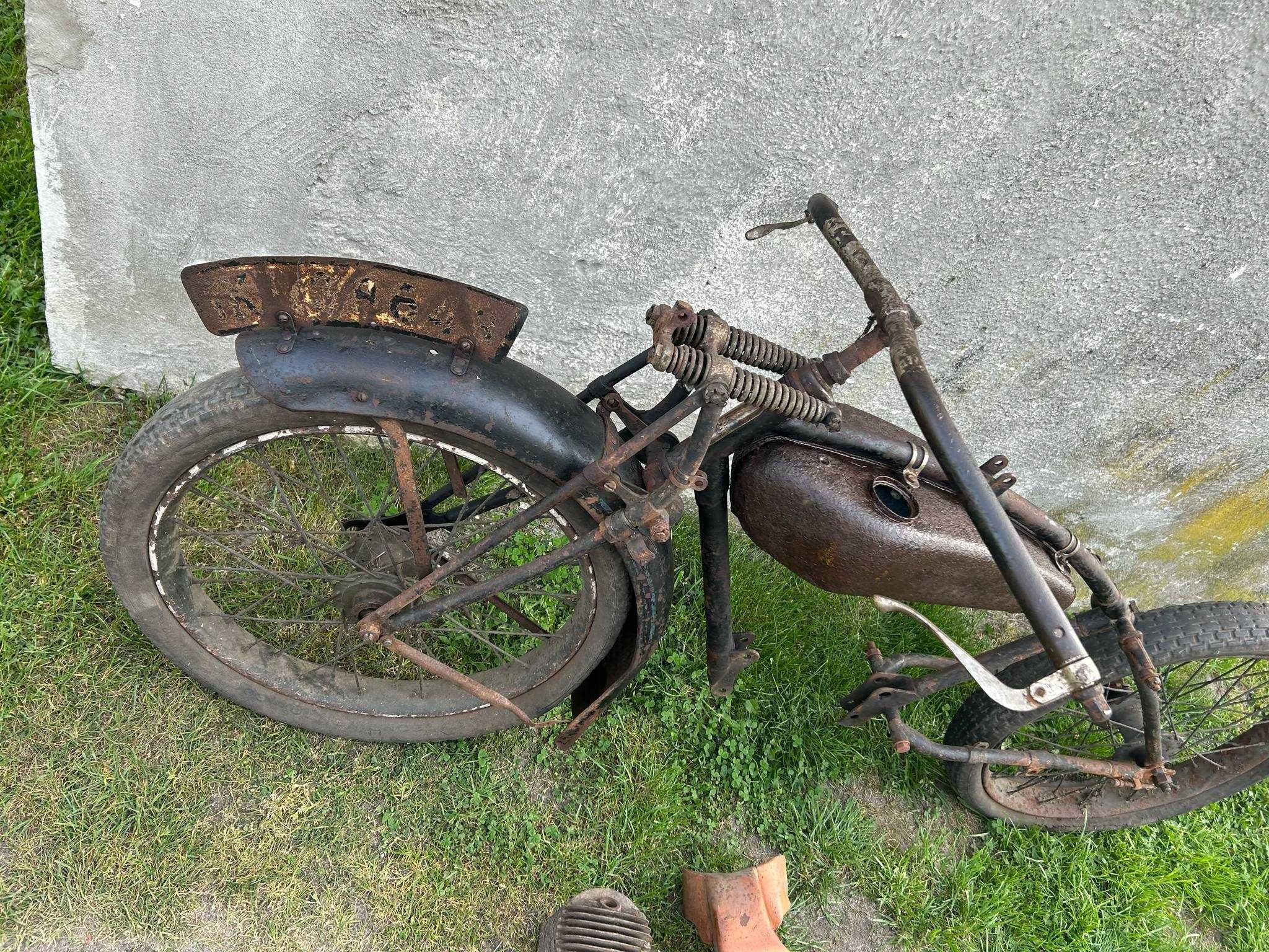 Przedwojenny motocykl motor DKW  1928 r.