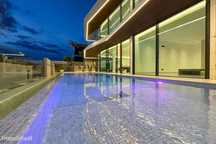 Moradia de Luxo com Piscina - T4 no Funchal