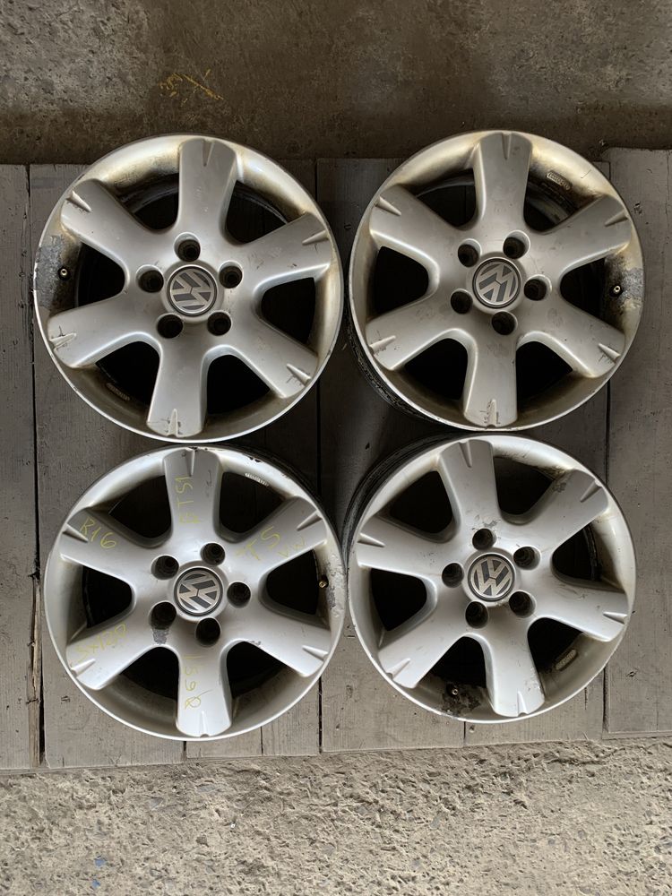 Диски R16 Volksvagen T5 T6, 5*120, dia 65.1, ET51 Amarok