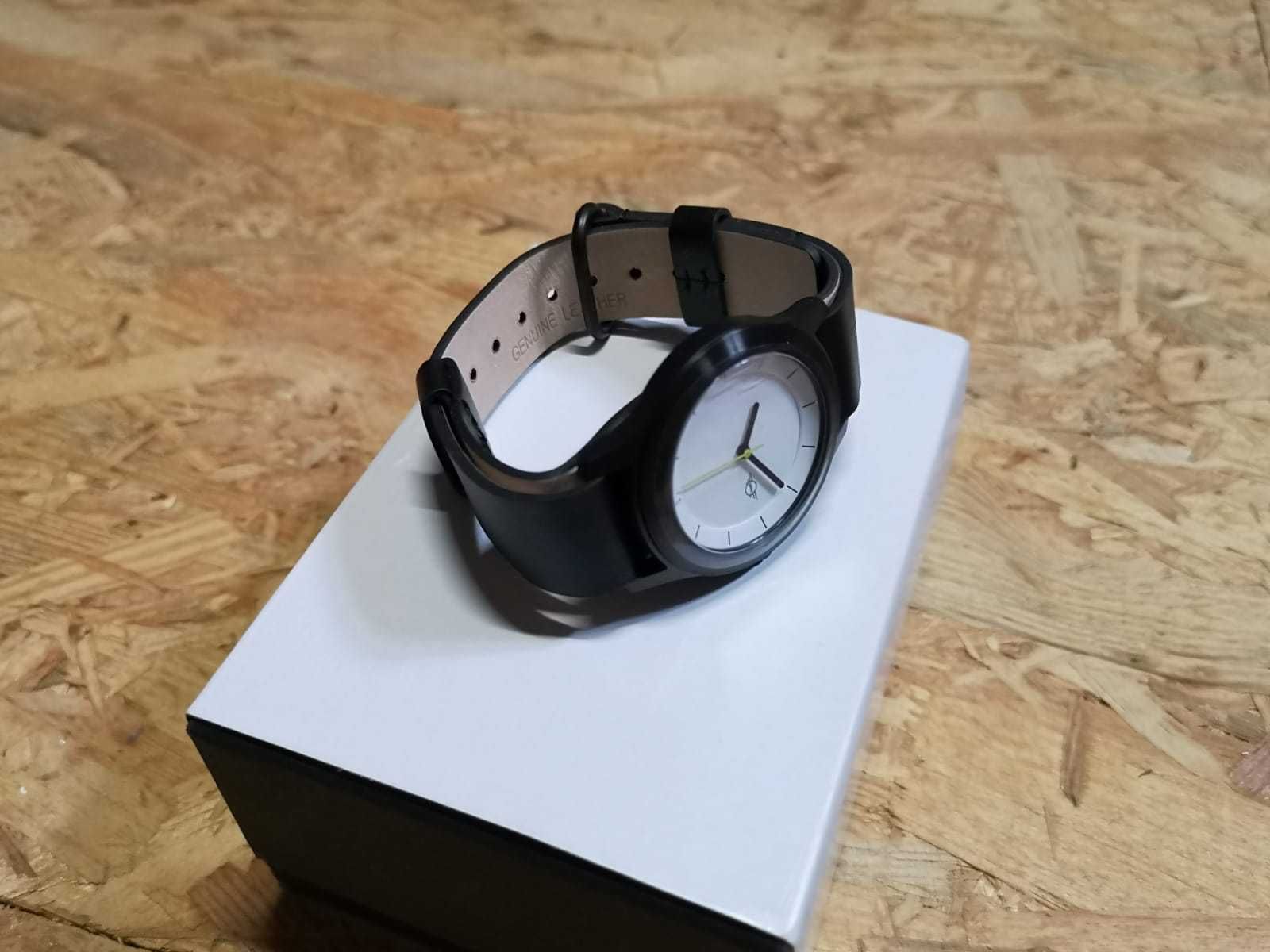 MINI Zegarek White Dial