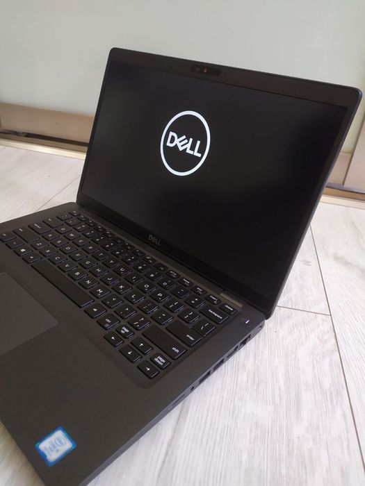 Ноутбук Dell Latitude 5400;  аккумулятор 4-5 годин, 14.1 IPS FHD Core