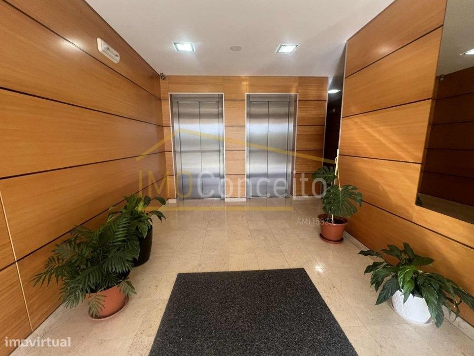 Apartamento T2| Garagem| Arrendamento| Tomar