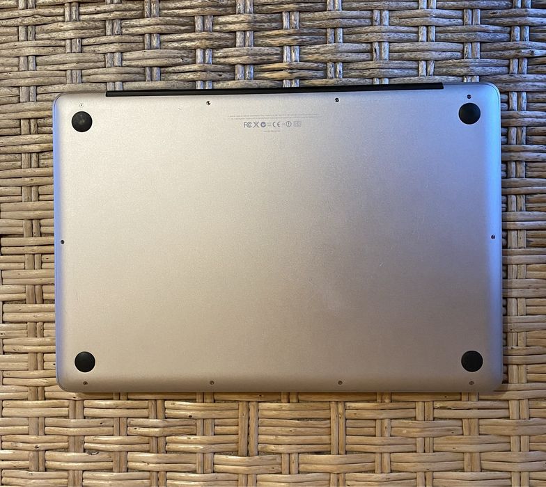 Ноутбук Macbook Pro 15 макбук про 8 Ram core i5 SSD 128