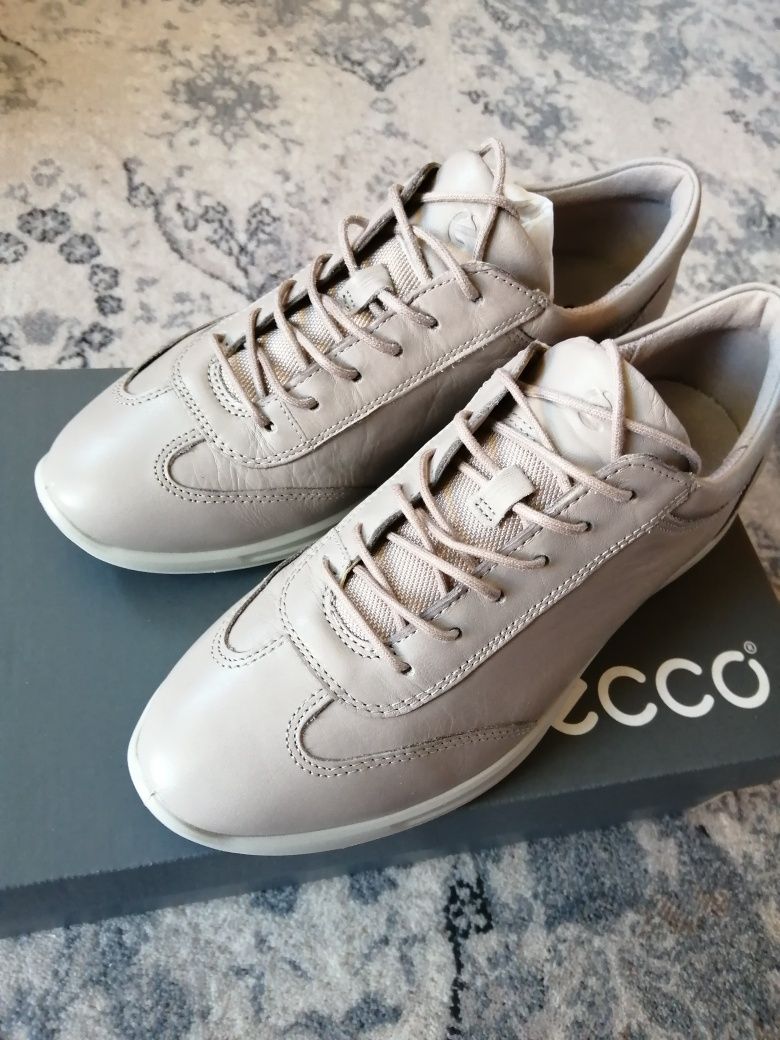 Ecco nowe buty Flexure Runner