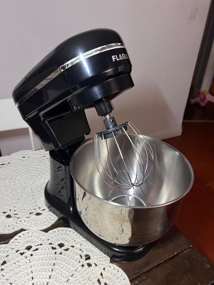 Batedeira Flama robot