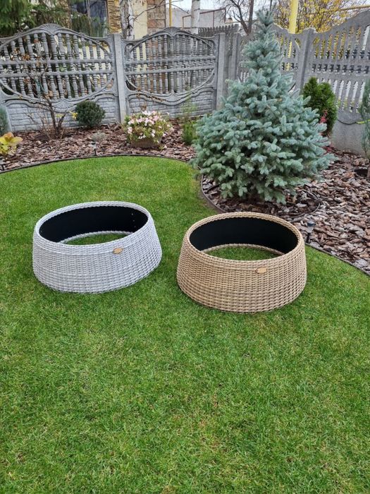 Новорічна спідниця, новорячна гірлянда, новорічні подарунки, декор