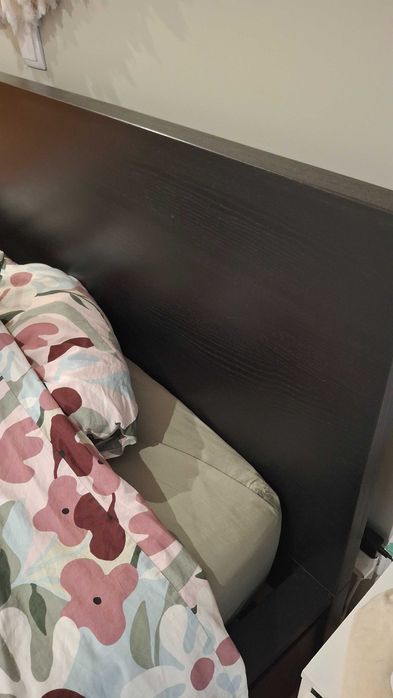 Cama MALM preta com gavetas 160x200
