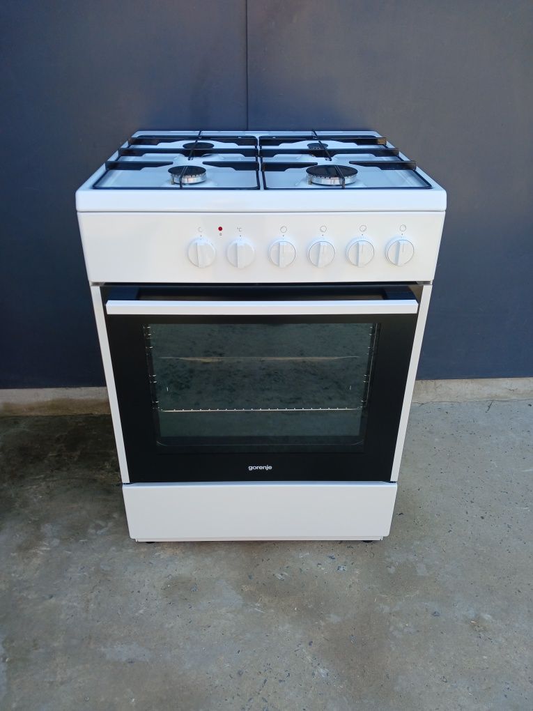 Комбінована газова плита Gorenje, 60 см, стан нової