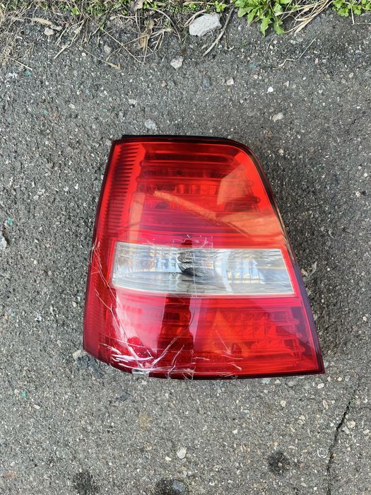 Задний стоп kia sorento 1 рестайлинг