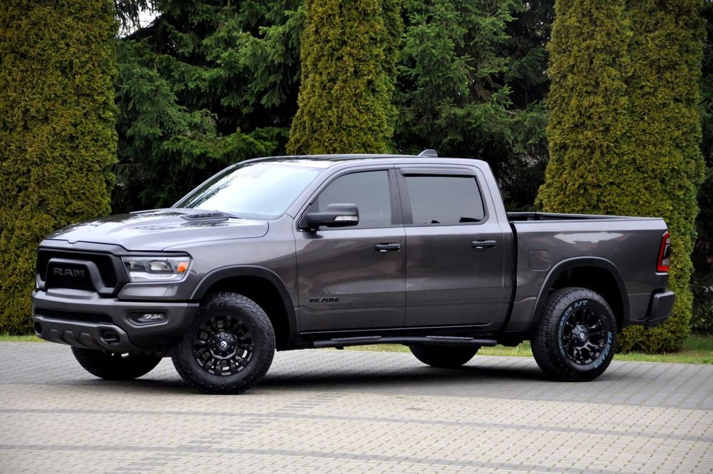 RAM 1500 5.7 V8 401KM REBEL Skóra Klima Serwis Alu Bezwypadkowy