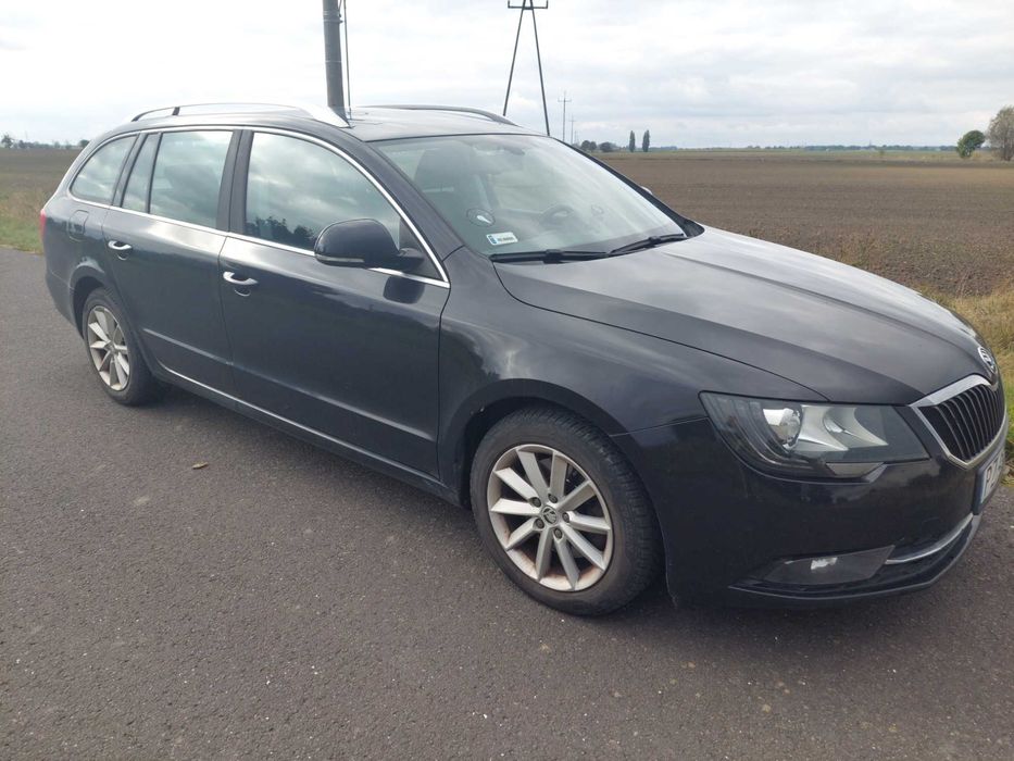 Skoda Superb 2014 r. 2.0 diesel kombi DSG